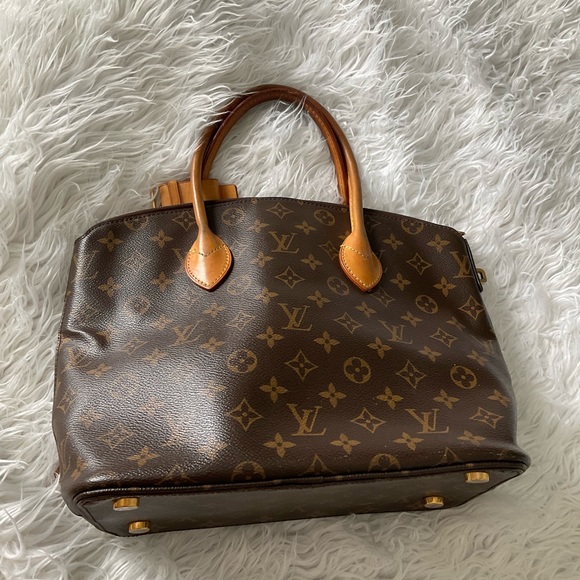 🌸 Louis Vuitton Monogram Lockit handbag 🌸 - Picture 3 of 14